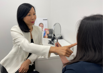 anti wrinkle injections and wrinkle relaxers in perth with Dr Joanna and a patient